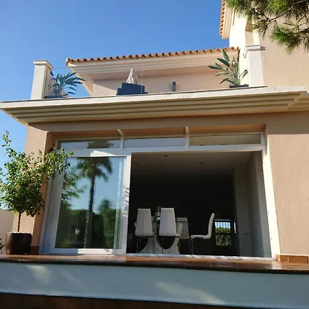 Loma * チクラナ・デ・ラ・フロンテーラ